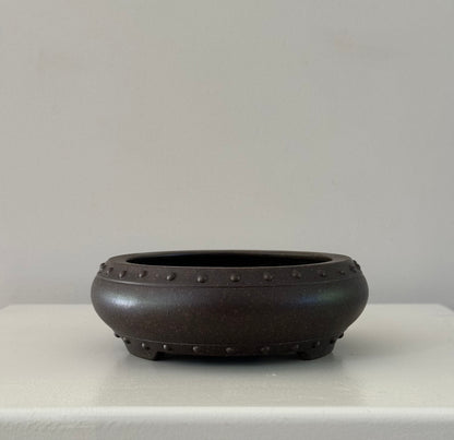 High-quality small Yixing pottery, perfect for bonsai planting or enhancing the beauty of other indoor plants