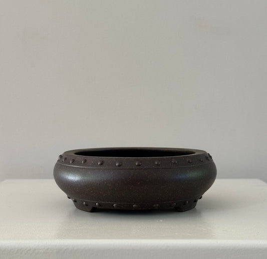 High-quality small Yixing pottery, perfect for bonsai planting or enhancing the beauty of other indoor plants
