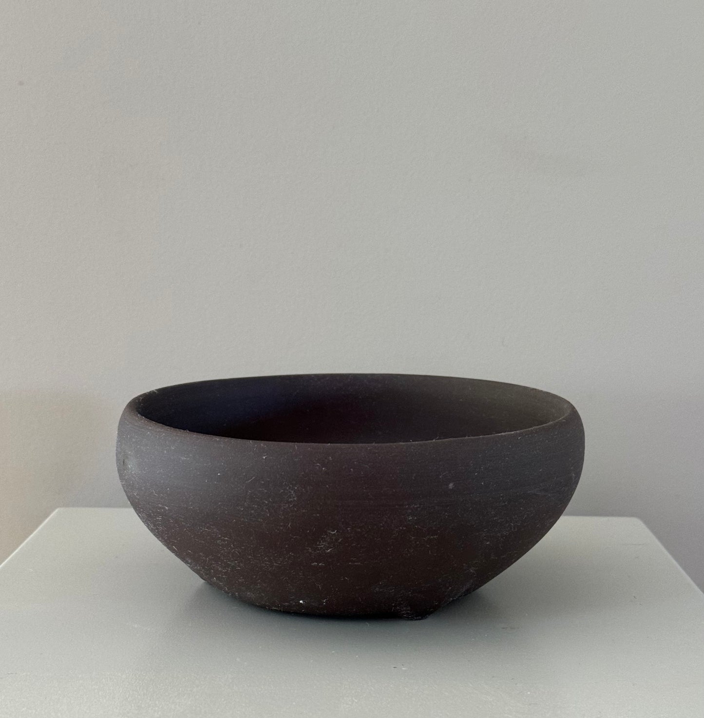 medium round bowl style pot for plants and bonsai