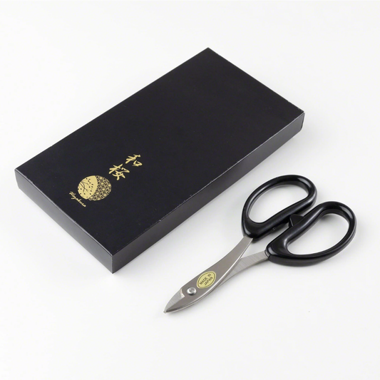 Wazakura stainless steel bonsai wire scissors beside their presentation box